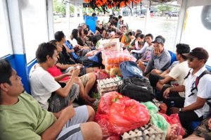 279_tour lombok_suasana public boat trawangan