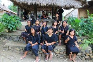 wisata budaya 1 hari desa adat Lombok authentic