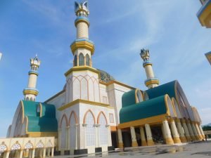 menara 99 meter Masjid Islamic Centre NTB