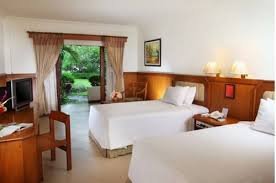 kamar superior hotel lombok raya