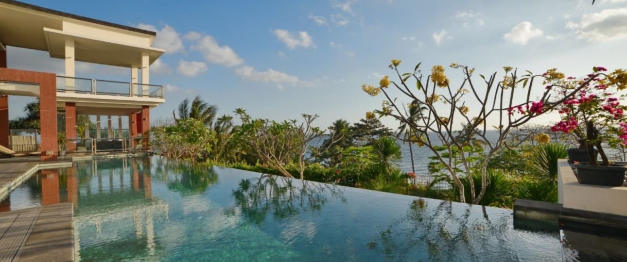 raja villa lombok resort senggigi private pool