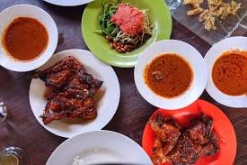 menu paket makan tour lombok Ayam Taliwang